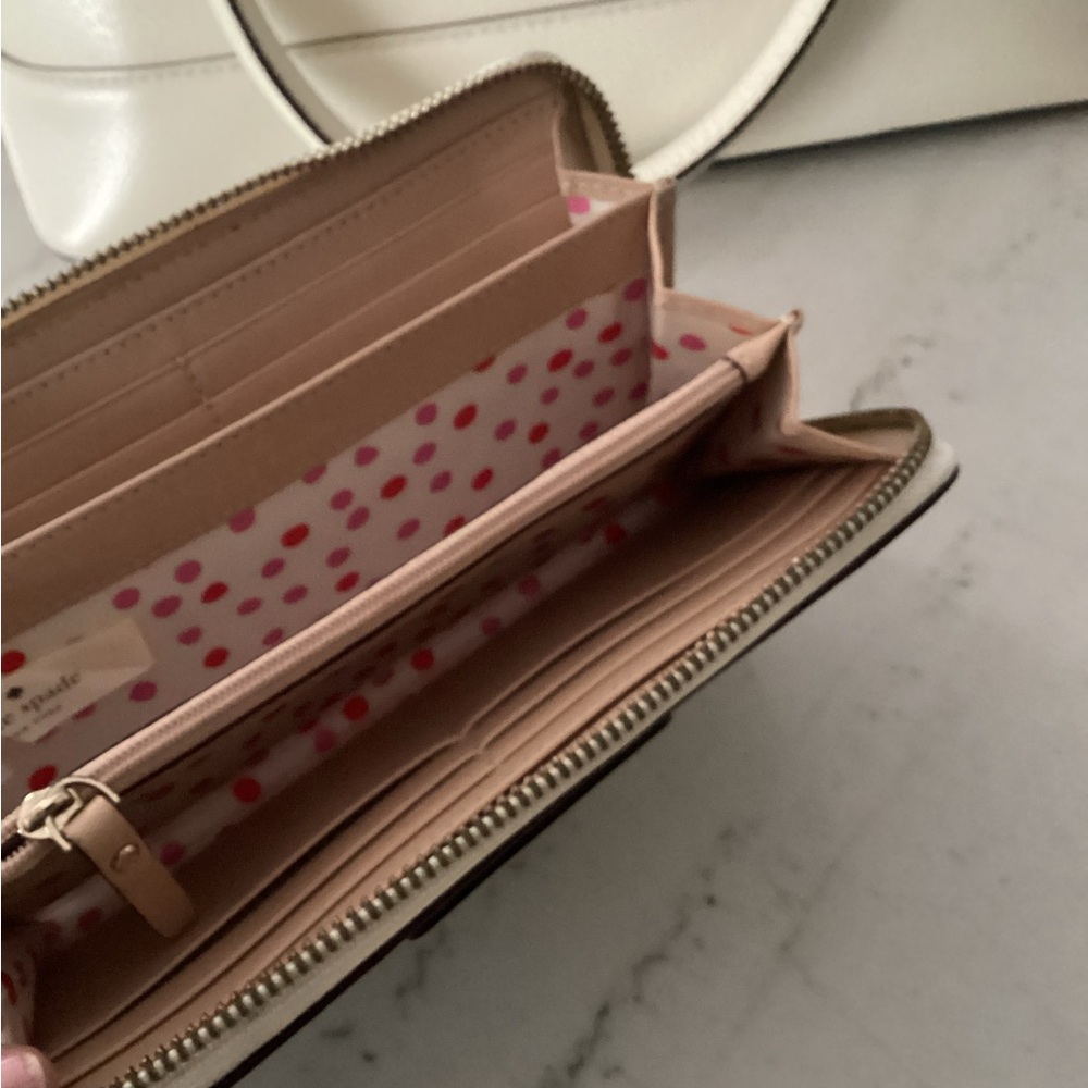 Kate Spade Set - Picture 4 of 10